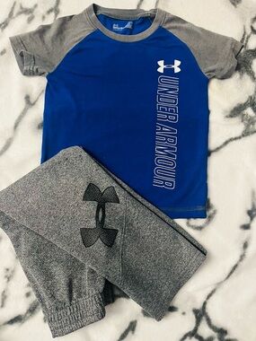 Under Armour/ Size 4T (Boys) 2 Piece Lounge T-Shirt and Sweats Matching Set
